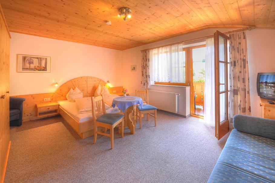Sauschneid Hof Apartment Taxenbach Bagian luar foto